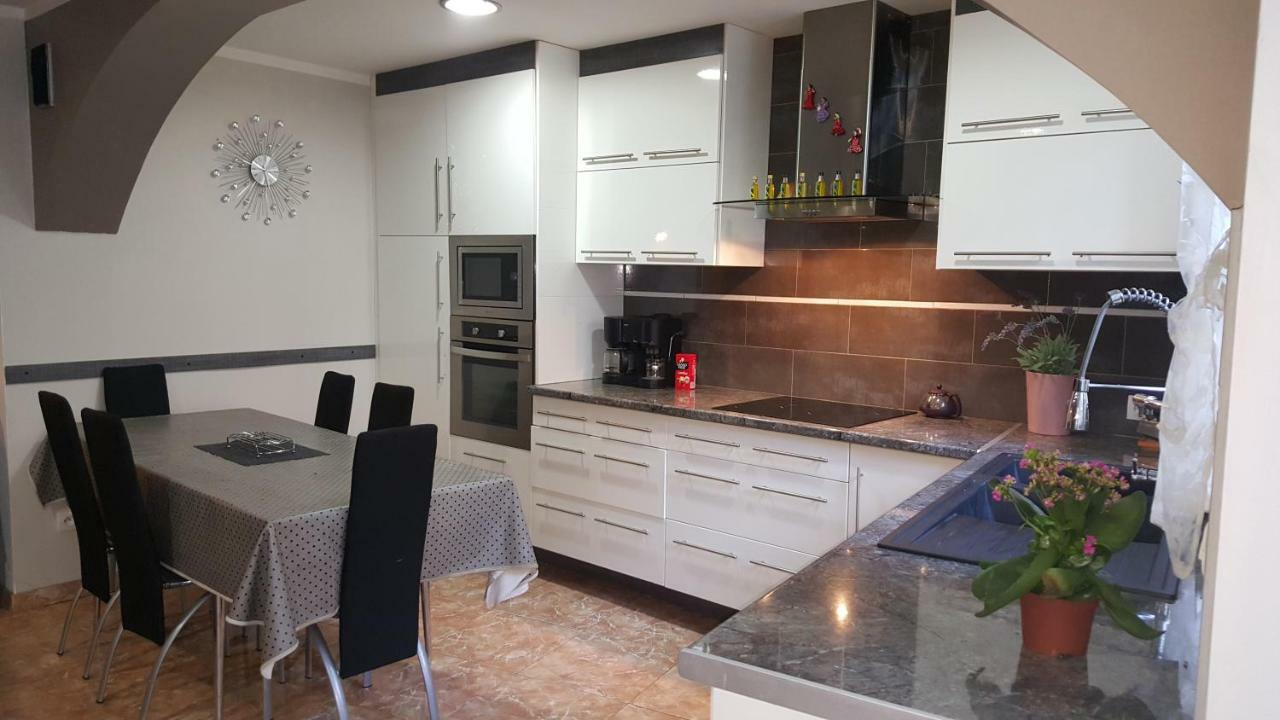 Appartement Carnus Родез Екстер'єр фото